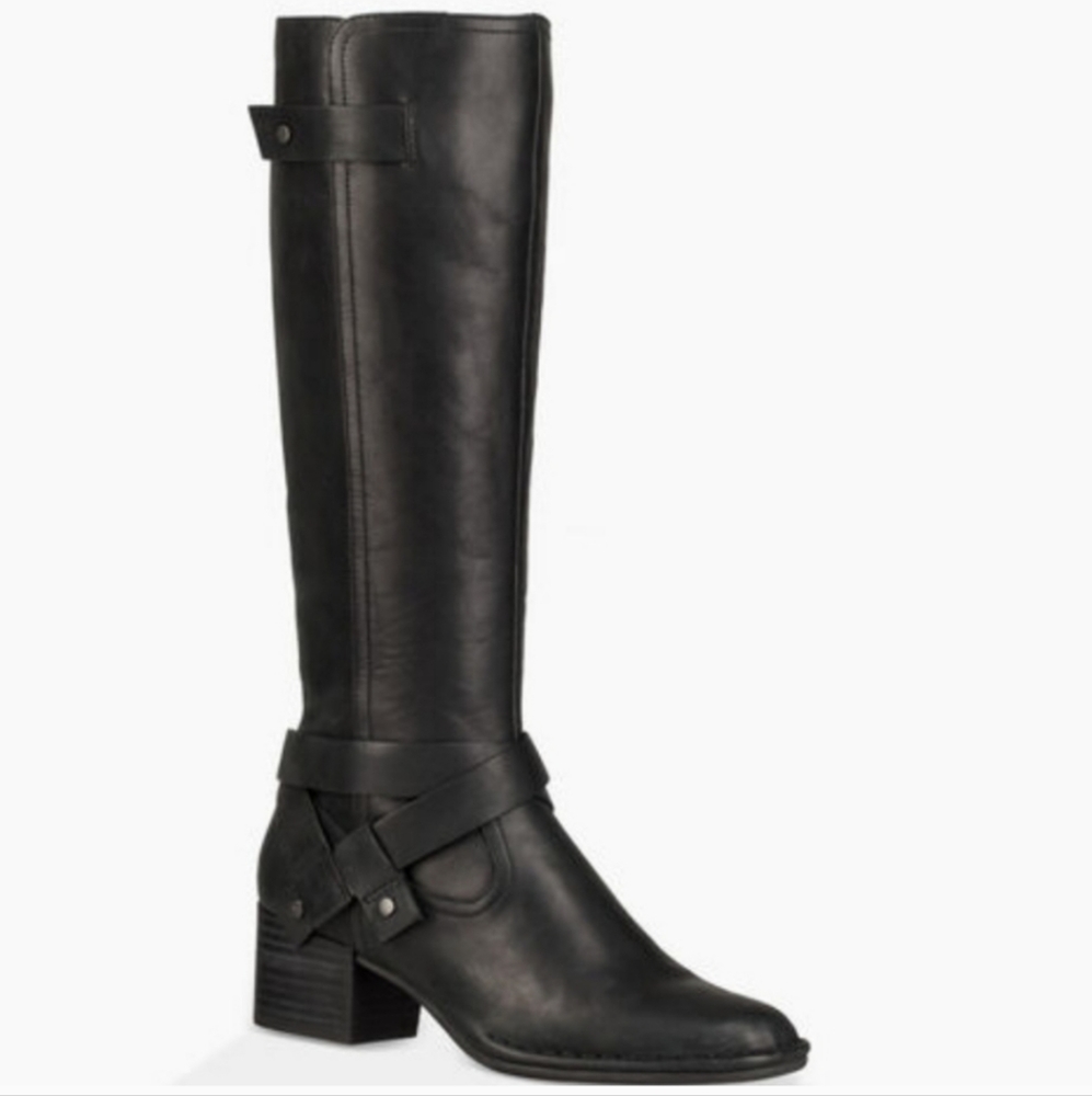 Ugg Bandera Leather Knee High Boots in Black.  UGG SN 1095056. #485